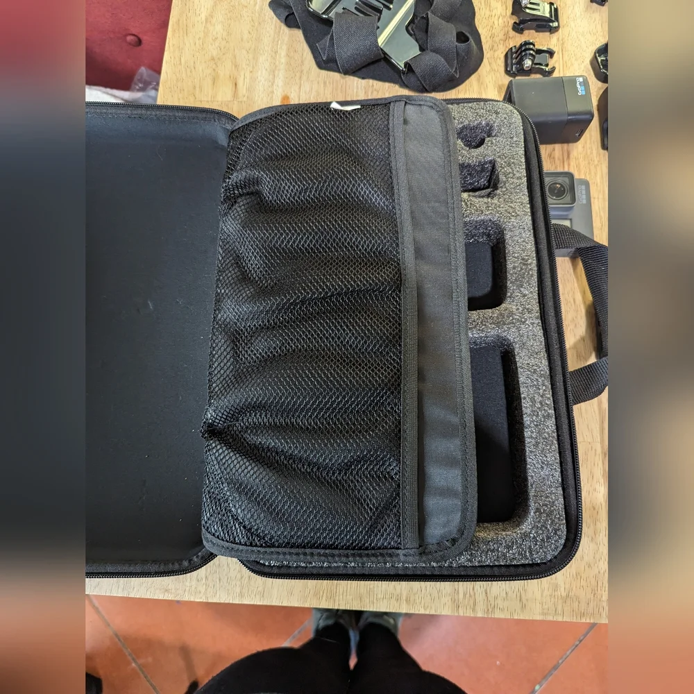 GoPro Hero 5 Black w/ Carrying Case & Accessories